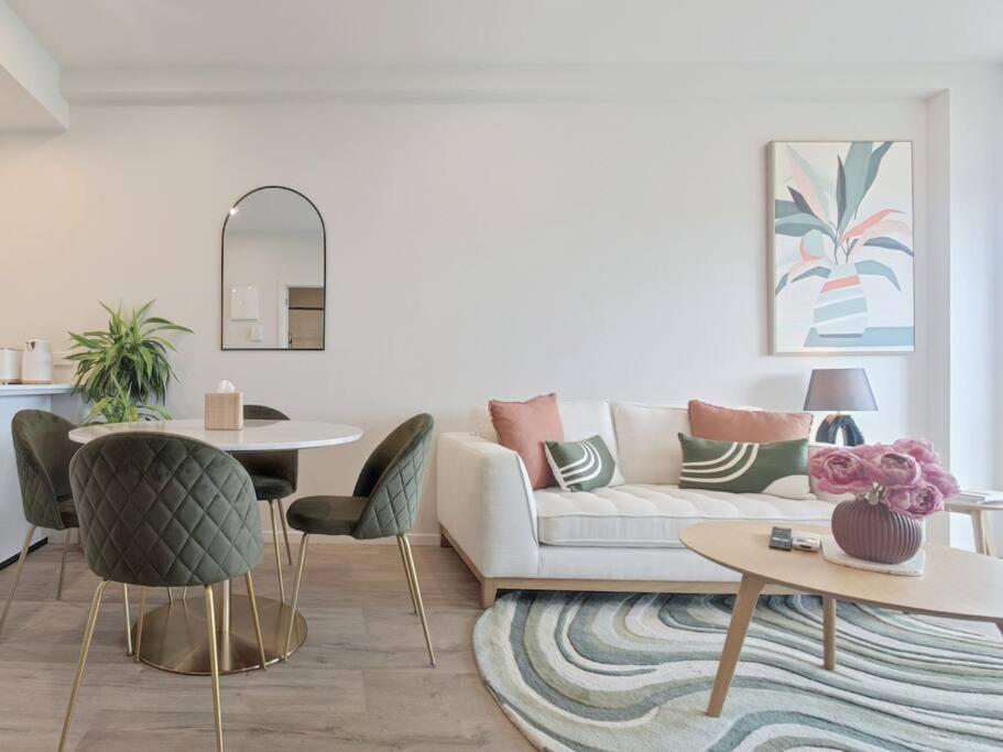 Brand New Stylish 2Br Apartment- Free Parking Auckland Exteriör bild