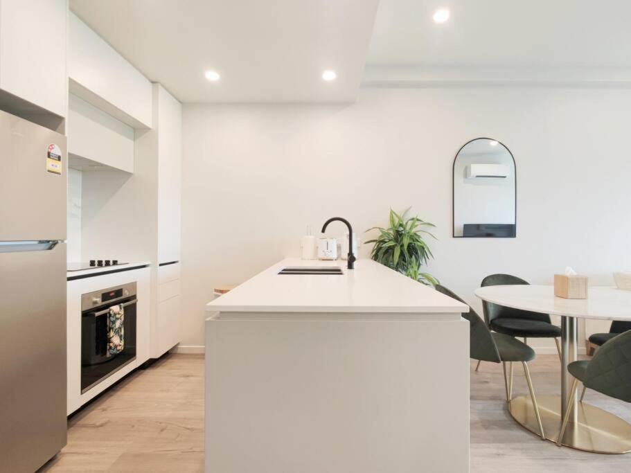 Brand New Stylish 2Br Apartment- Free Parking Auckland Exteriör bild